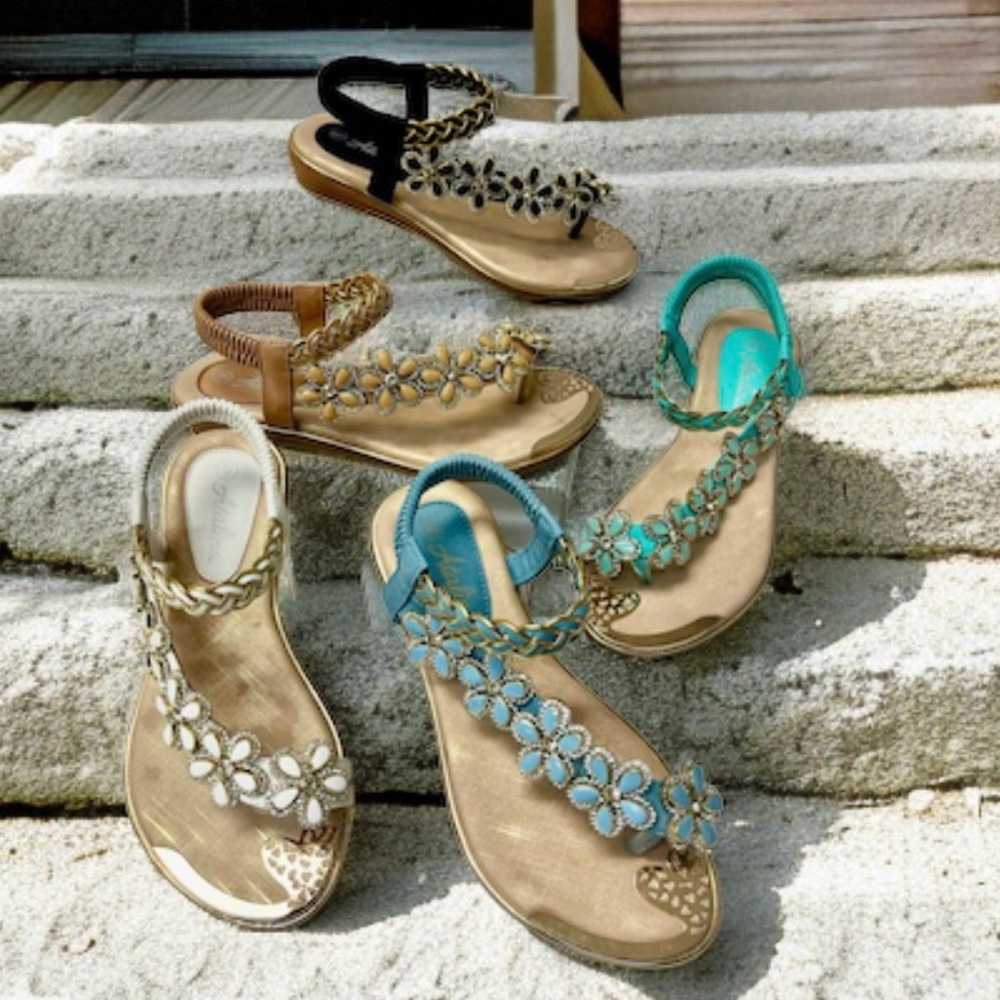 Italina Atalina Green Floral Daisy Rhinestone Embellished Slingback Sandal